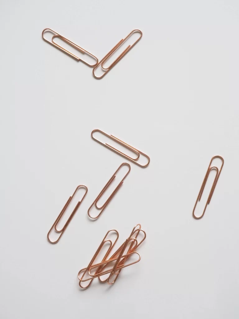 Recycle paper paperclip